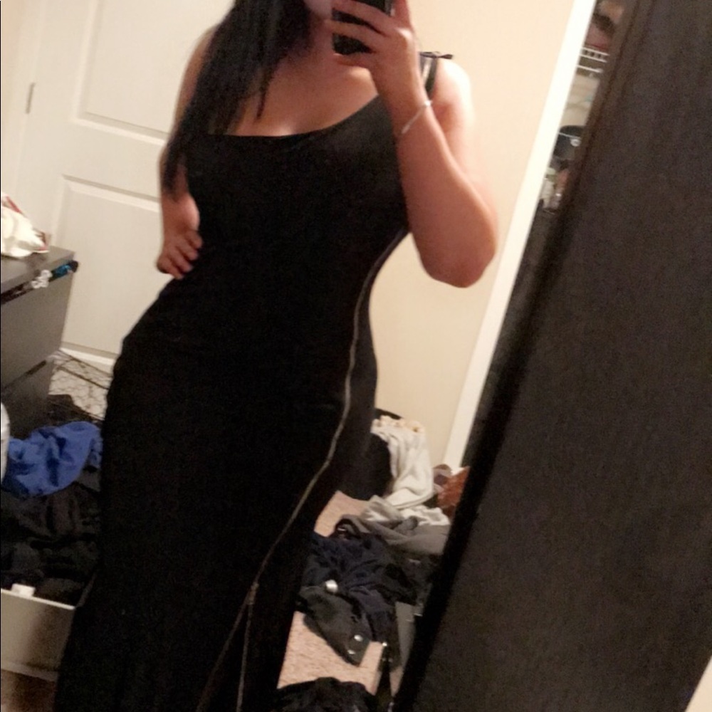 Bebe long one shoulder strap dress